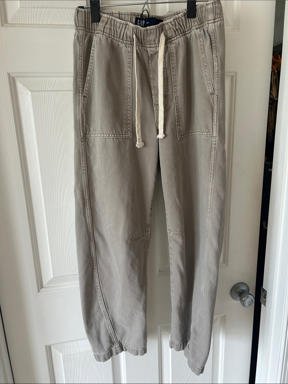 GAP Factory Women's Denim Pull-On Barrel in Light Grey-Taupe